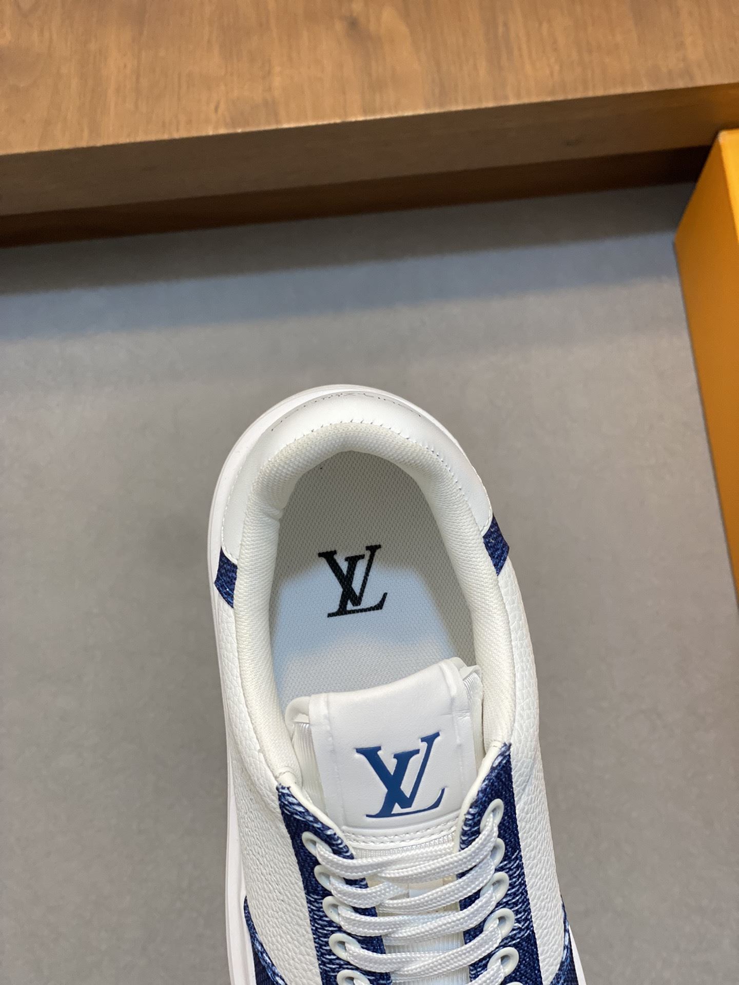 Louis Vuitton Low Shoes